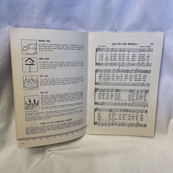 Christmas Customs and Carols Sheet Music 1944 The Rodeheaver Hall-Mack Co. Song - Picture 8 of 13
